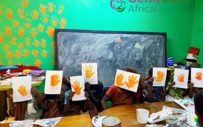 ENFANCE & DROITS — « Manger ensemble, Grandir ensemble » : des mains orange contre la violence